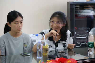 2025届高三学子献计教学改革！这场复盘会掀起十二中育人新风暴