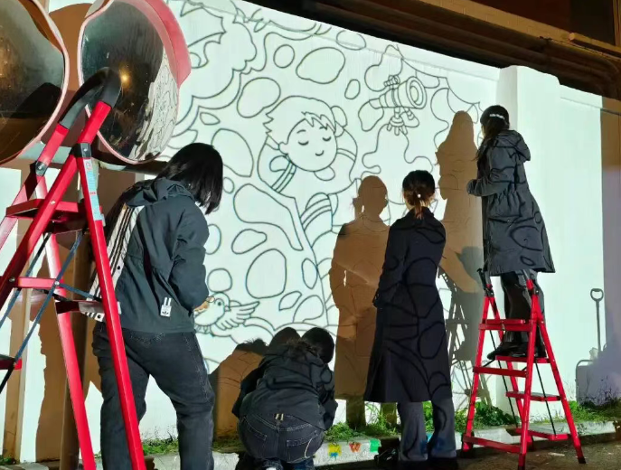 十二中金帆美术师生携手中央美术学院共研“美育浸润”课程