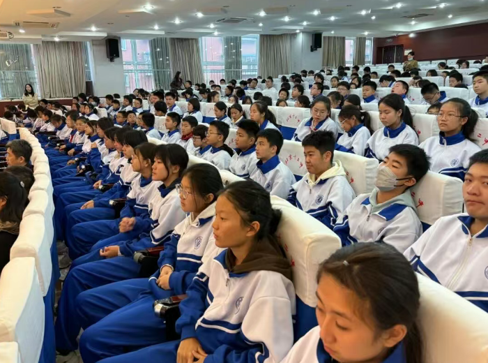 汉瓦秦砖筑徽堂  吴山蜀水共诗行 ——北京十二中科丰校区初一研学汇报